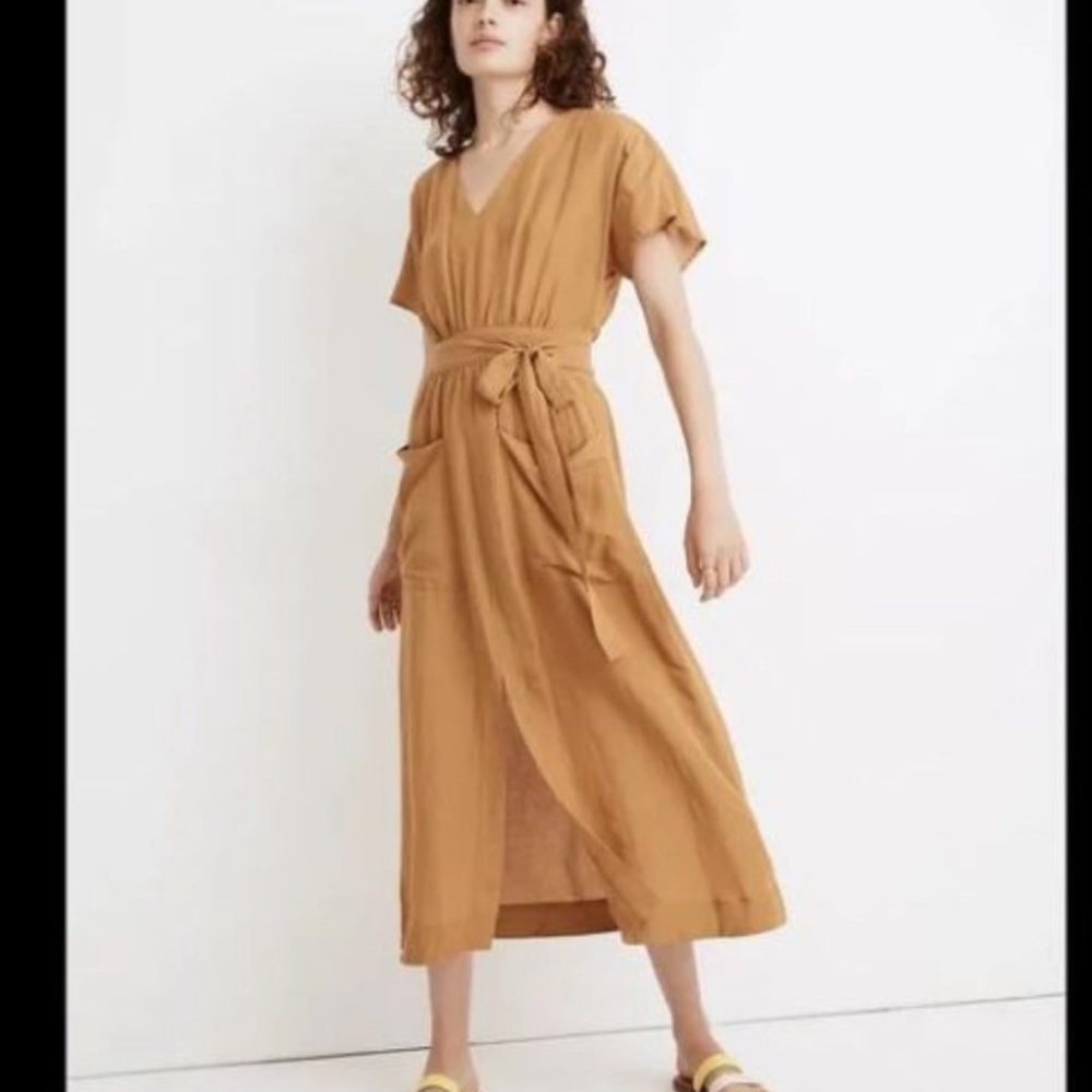 Madewell | Linen Blend Dolman Sleeve Midi Dress